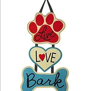 Evergreen Live Laugh Bark Door Decor